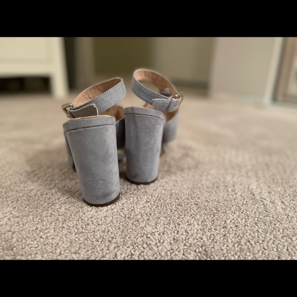 Forever 21 heels - Picture 2 of 4